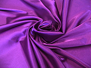Satén fialový purpurový